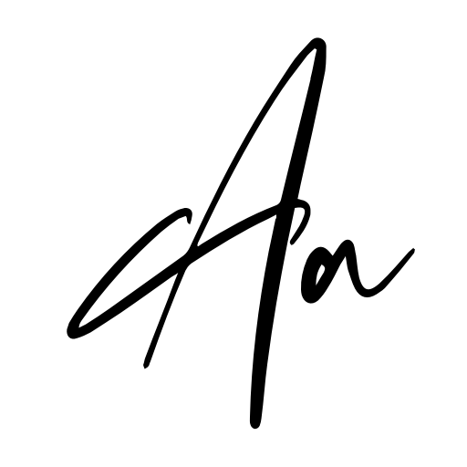 Adriatne Font preview