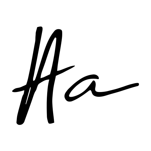 Sophia Bella Signature Font preview