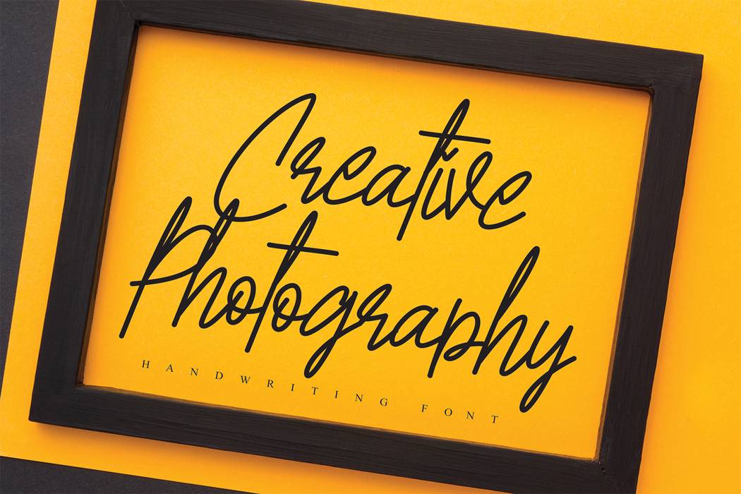 Adorable Signature Font sample