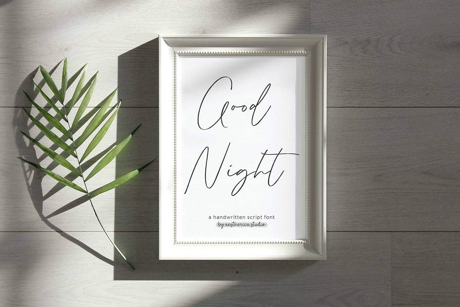 Adorne Font sample