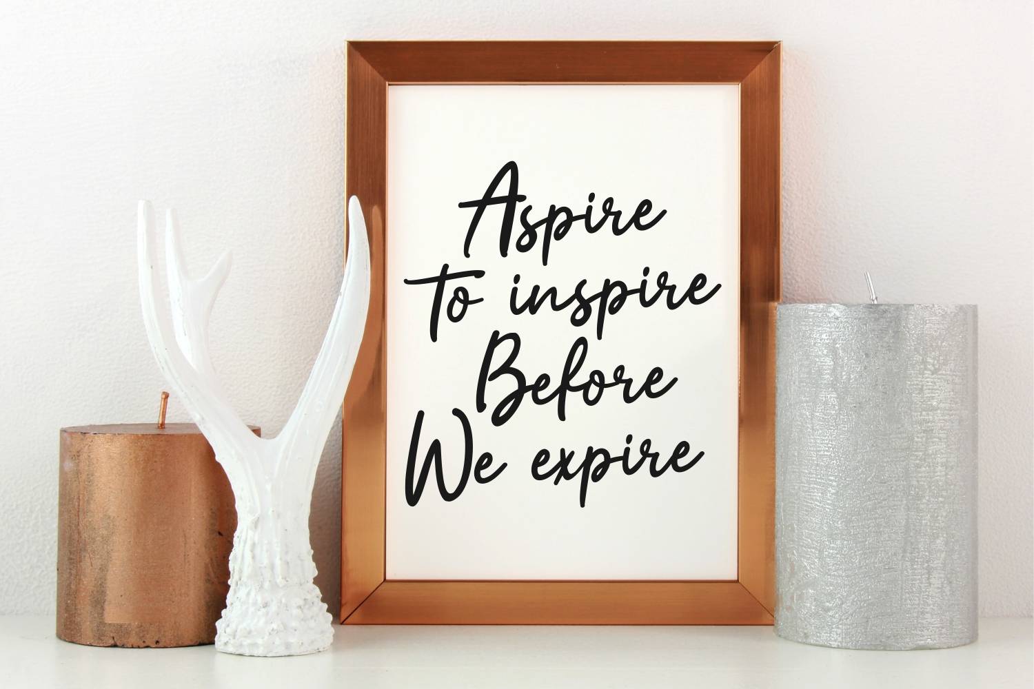 Angelista Font sample