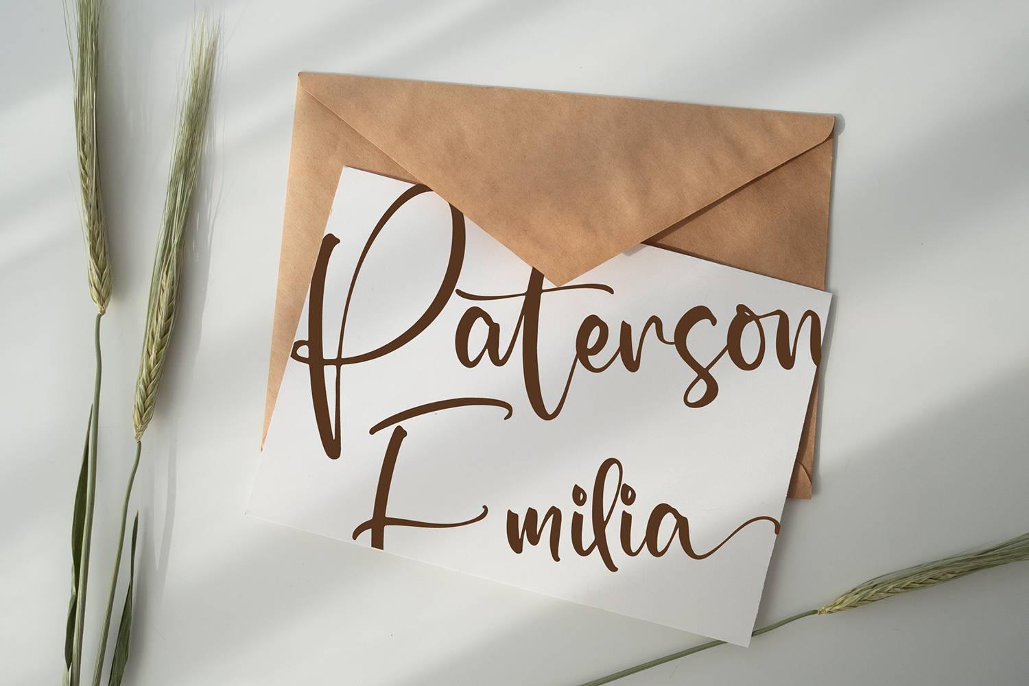Angellista Font sample