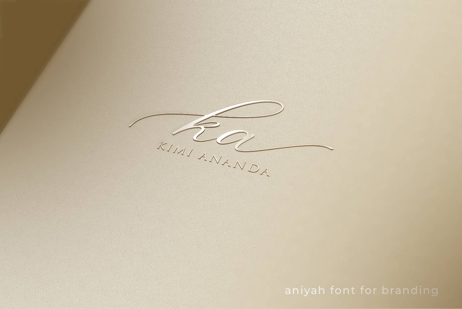 Aniyah Font sample