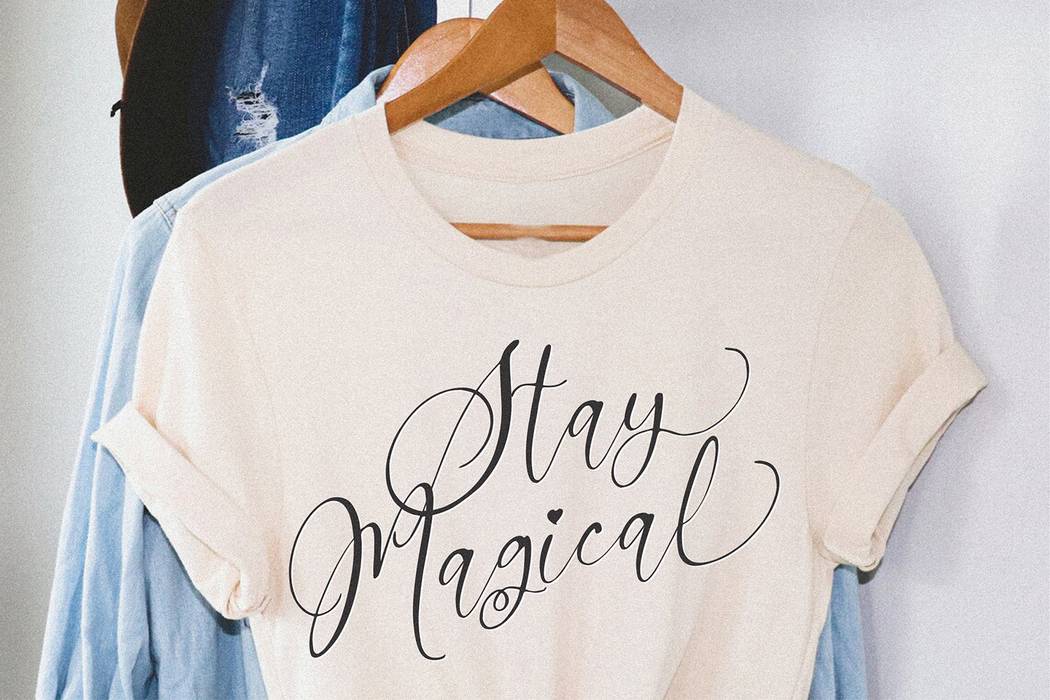Astanayla Font sample