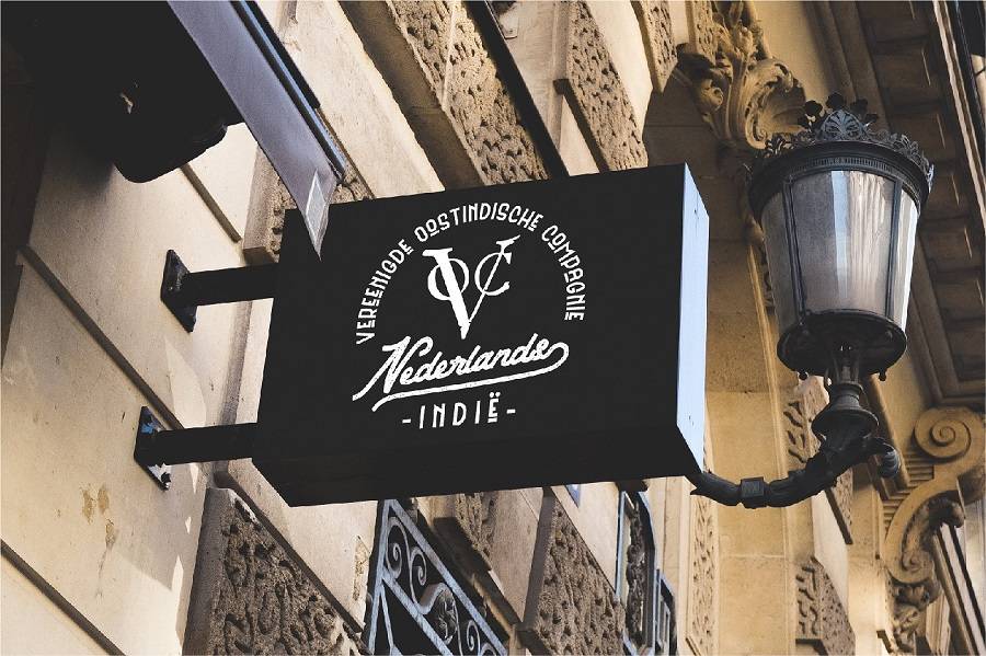 Batavia Font Duo sample