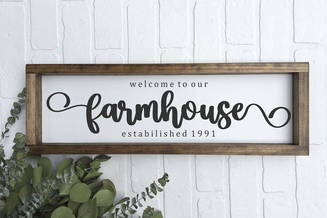 Blusfarmsy Font sample