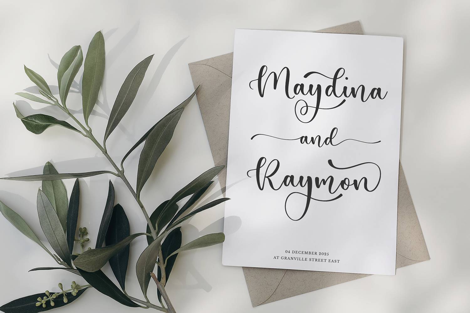Bregitwon Font sample