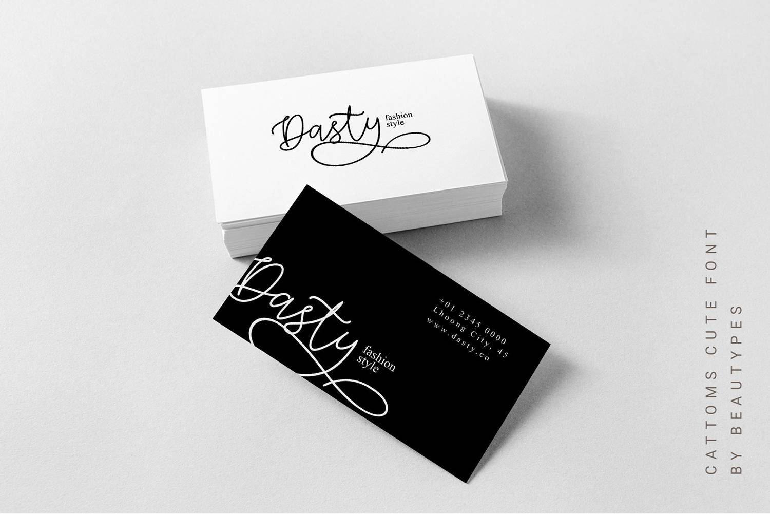 Cattoms Cute Font sample