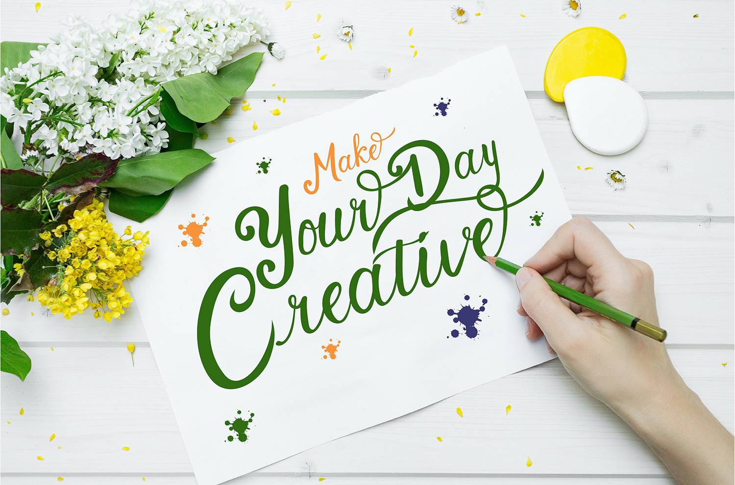 Cendhany Font sample