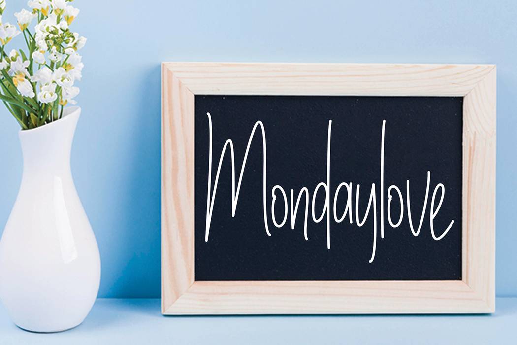 Creativenottes Font sample