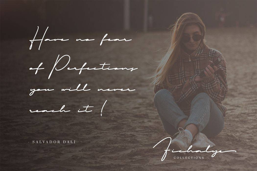 Cristhyna Signature Font sample