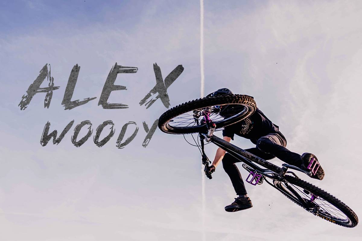 Cross X Font sample