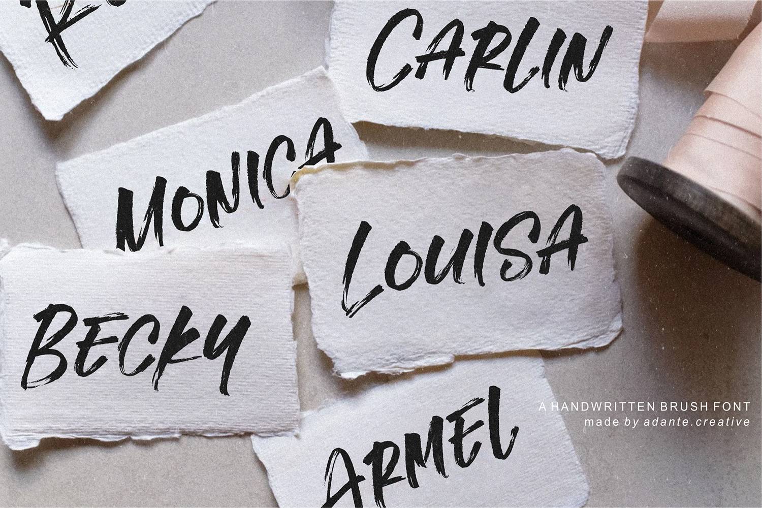 Crowtig Font sample