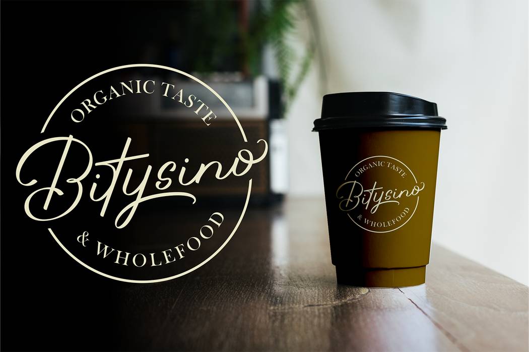 Crystania Font sample