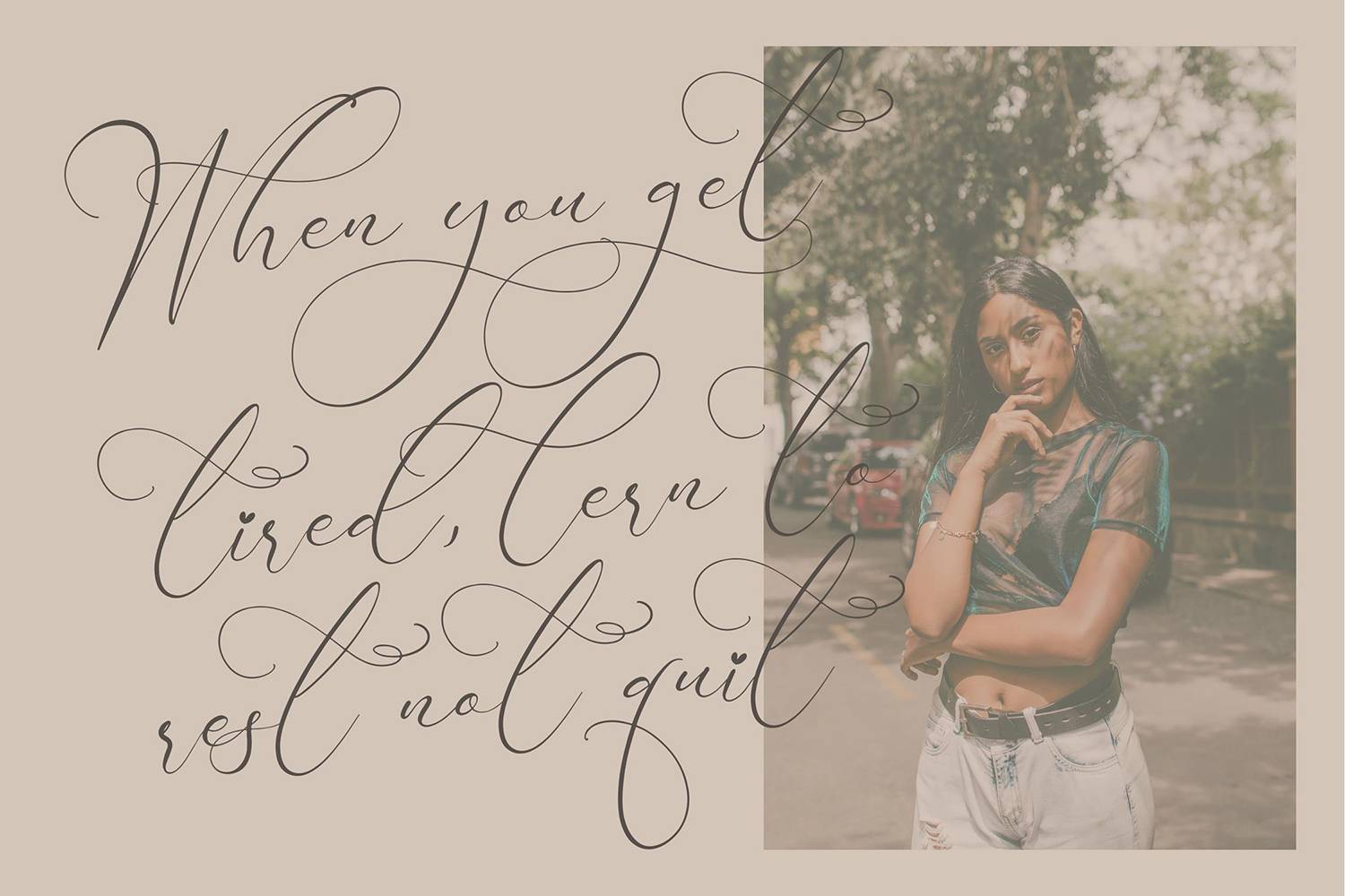 Darling Carlina Font sample