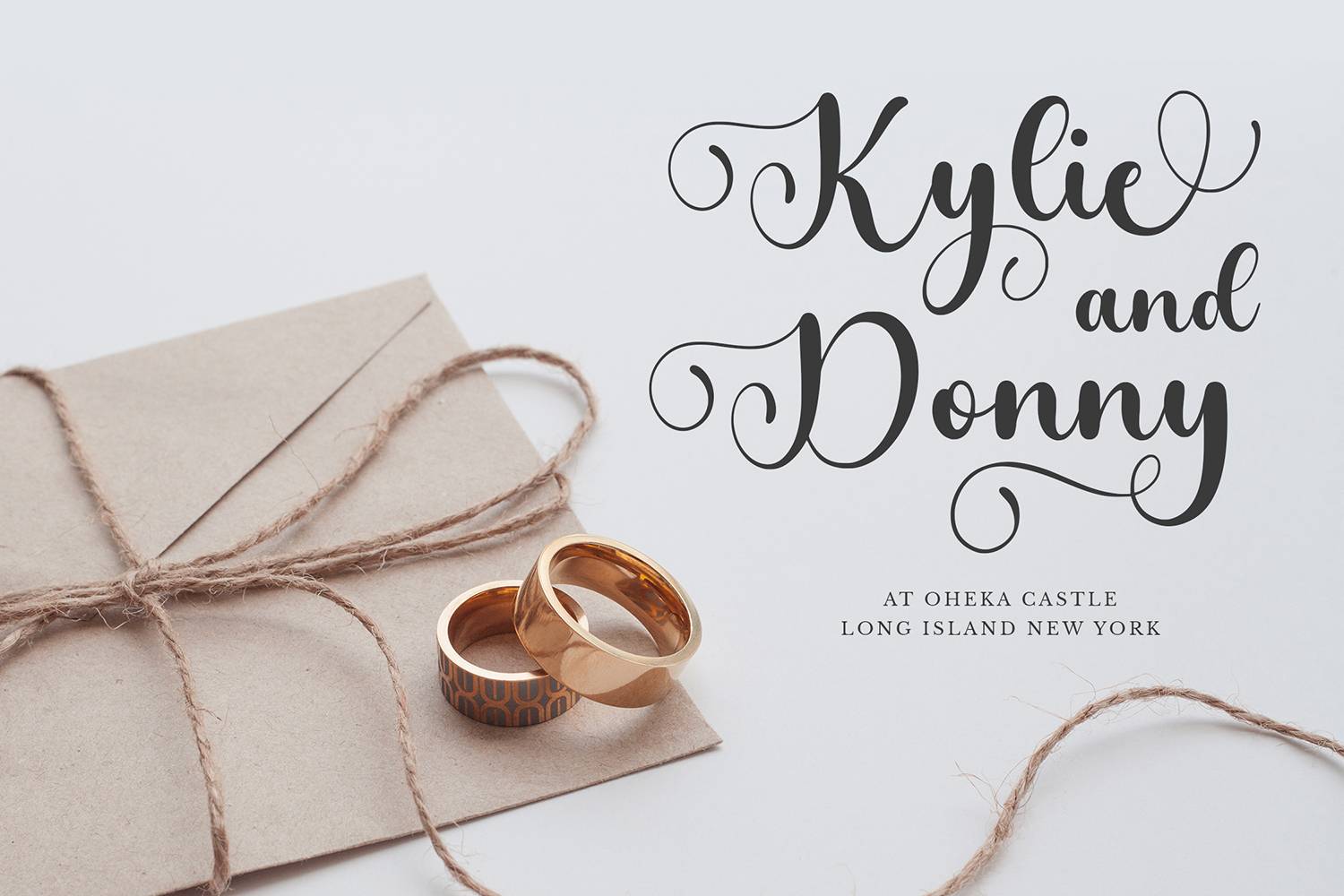 Delightica Font sample