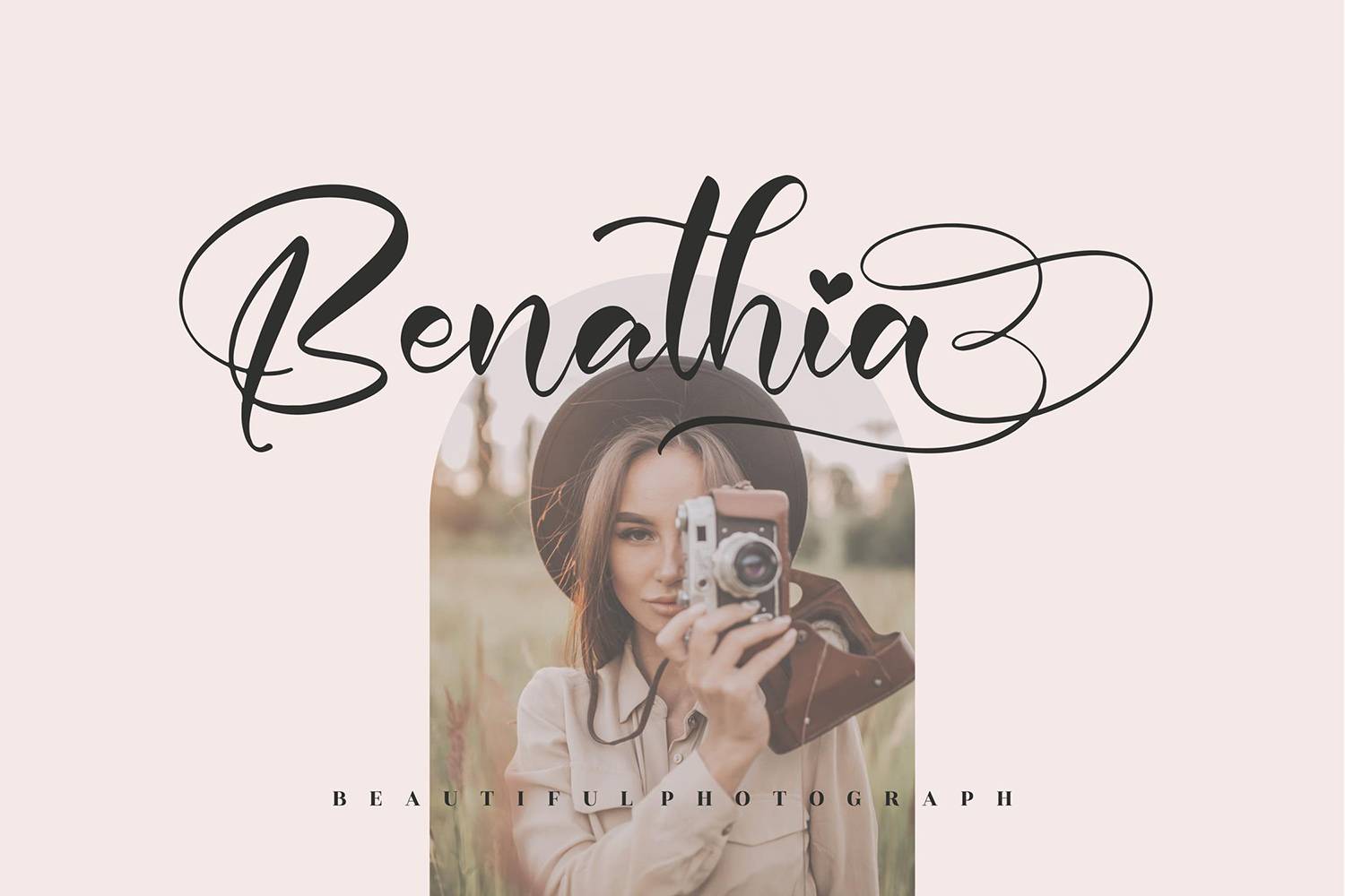 Delina Font sample