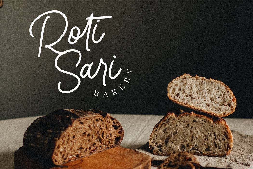 Earhtroline Font sample