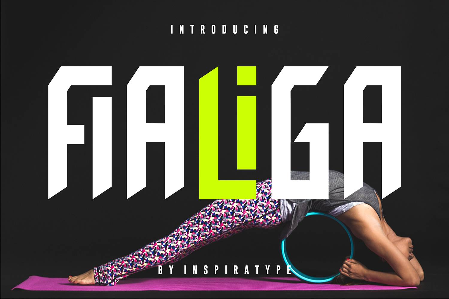 Fialiga Font sample