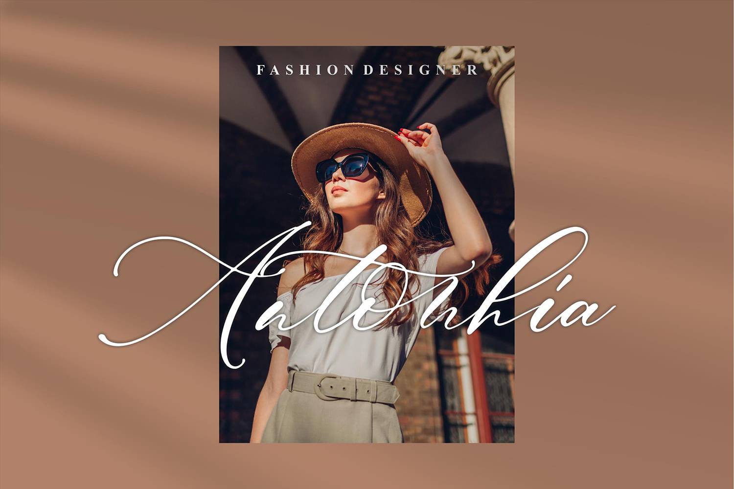 Gardita Letter Font sample