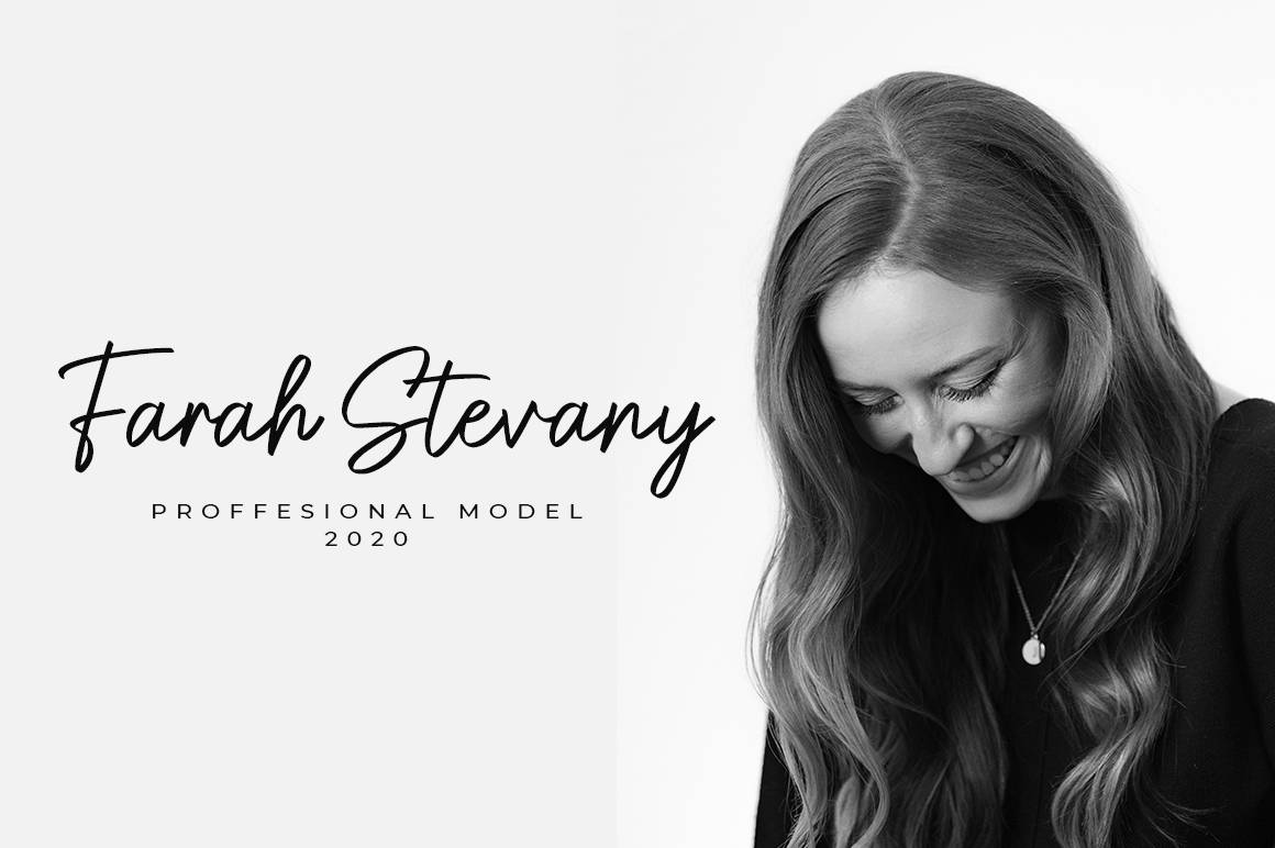 Gatteway Signature Font sample