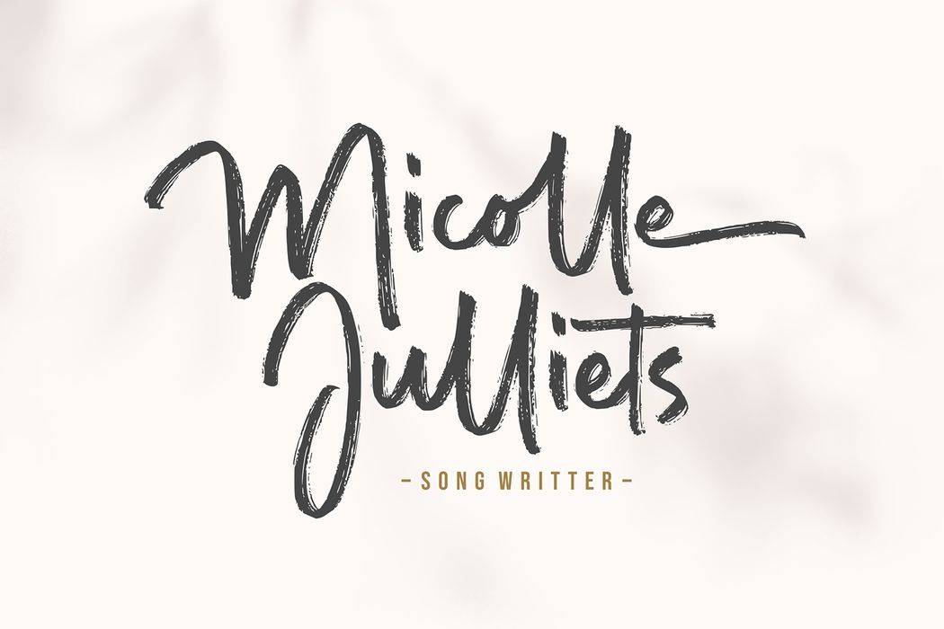 Glathope Font sample