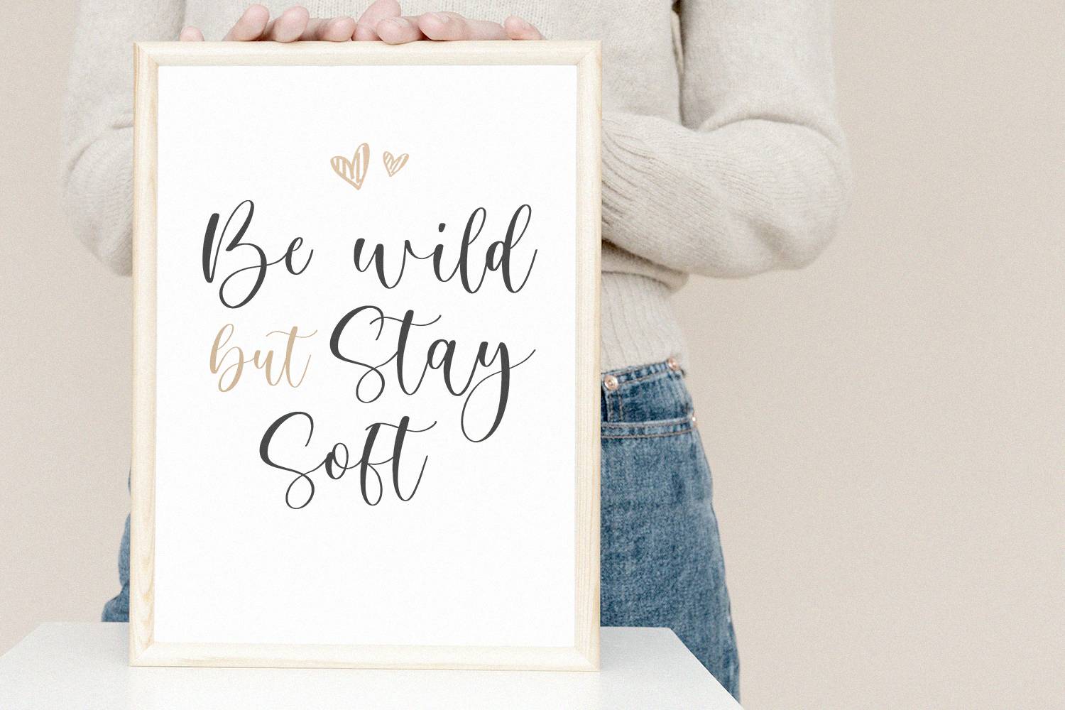 Glowitcher Font sample