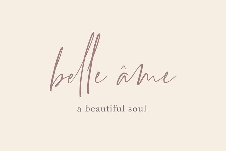 Grandiose Stylish Signature Font sample