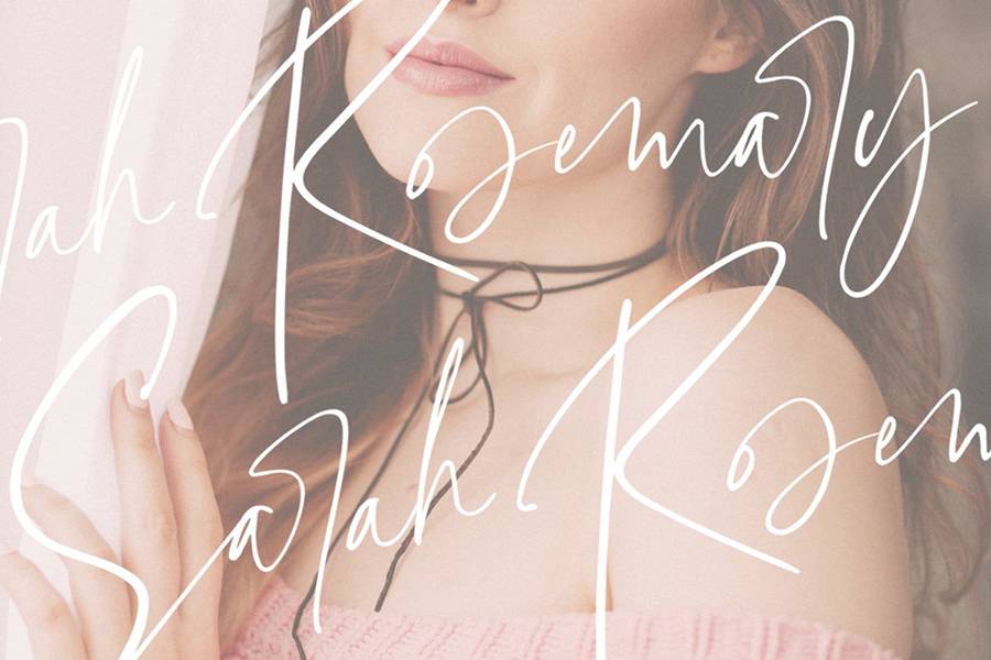 Grandiose Stylish Signature Font sample