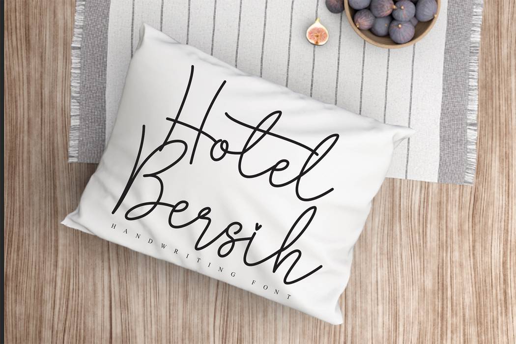 Heaven Writing Font sample