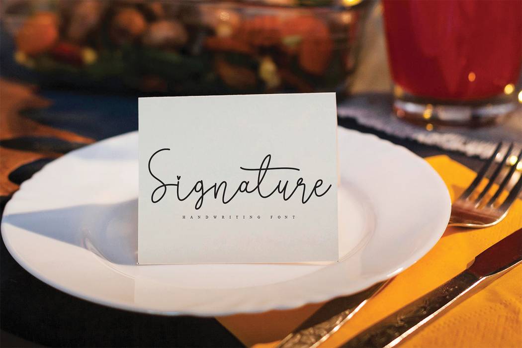 Heaven Writing Font sample