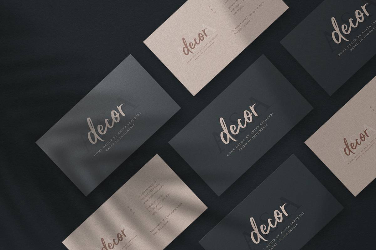 Helloo Gladiattor Font sample