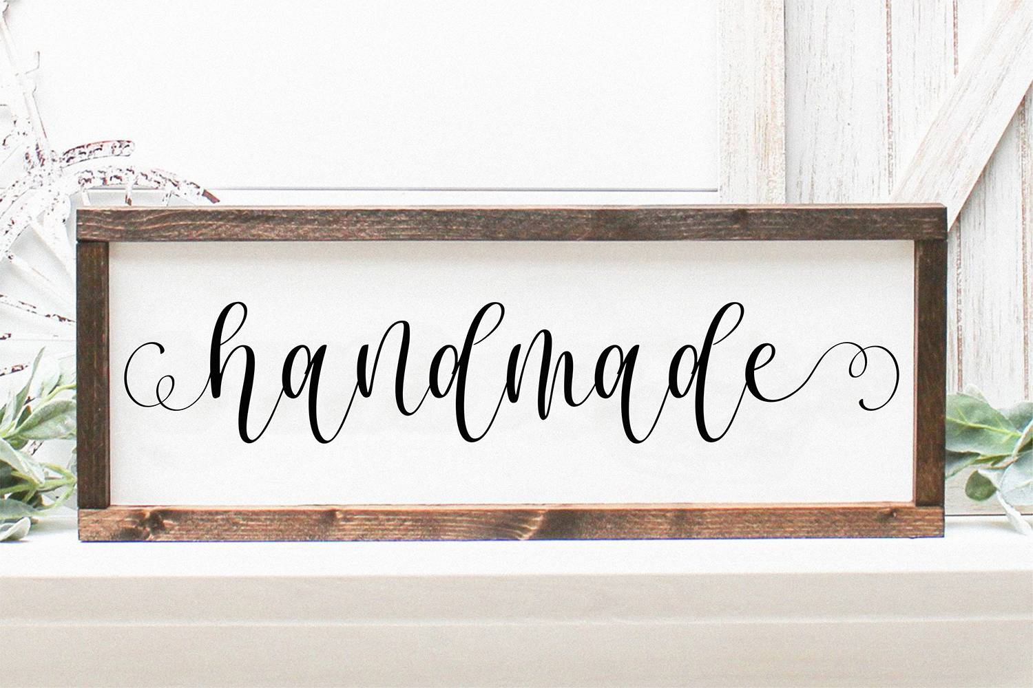 Hindia Font sample