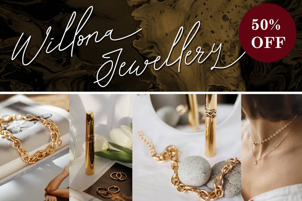 Holly Signature Font sample