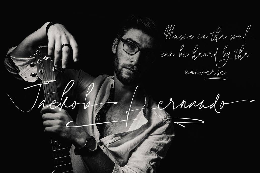 Jaccuzy Signature Font sample