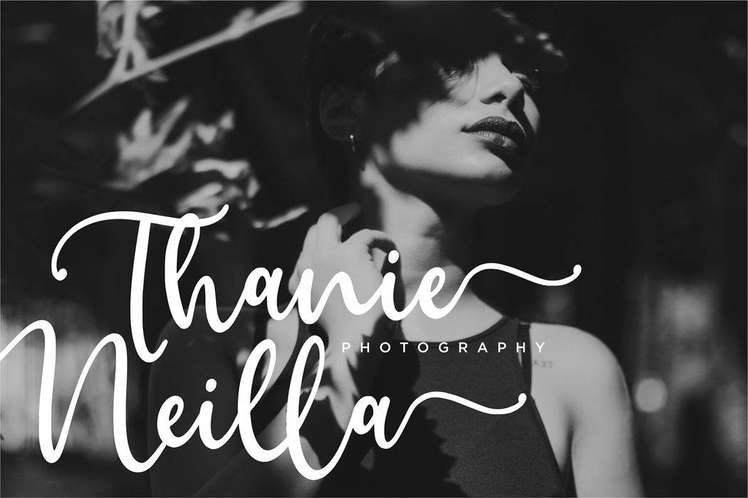 Jeannica Font sample