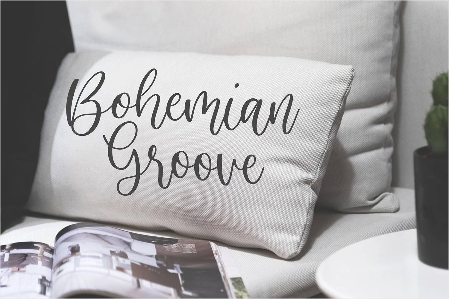Juliette Garden Font sample
