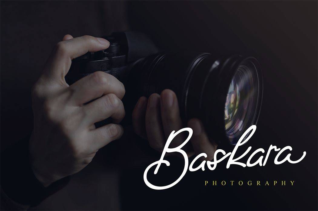 Jump Royce Font sample