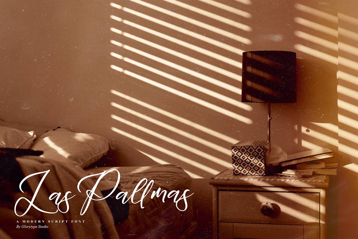 Las Tallnas Font sample