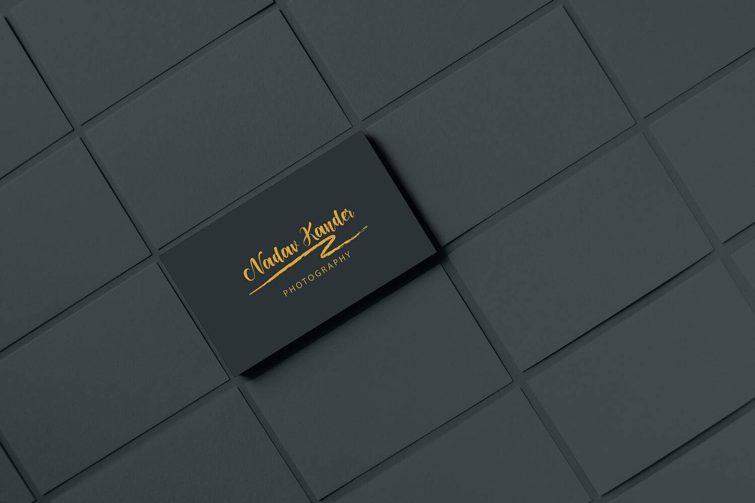 Lettyh Font sample
