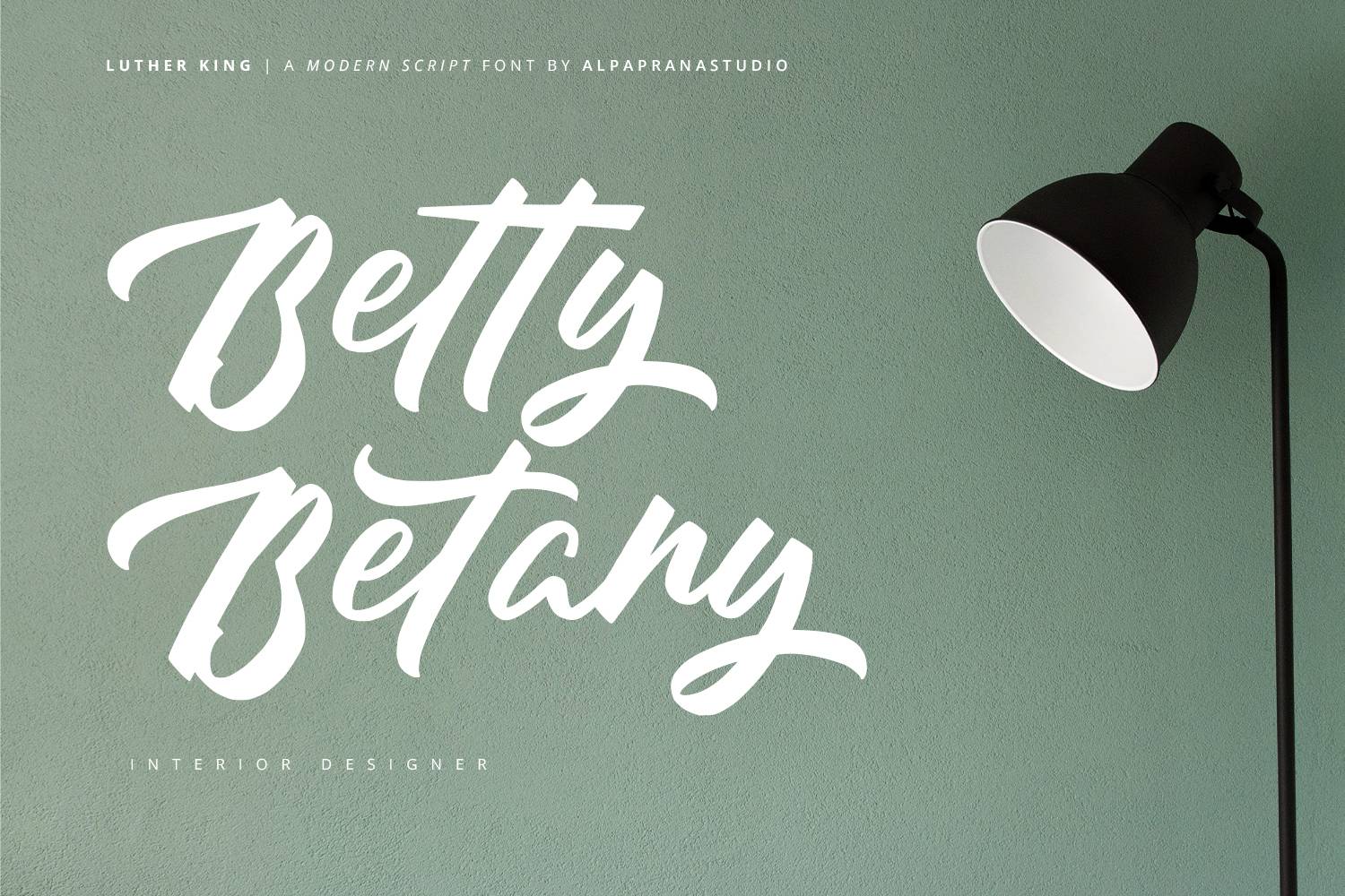 Luther King Font sample