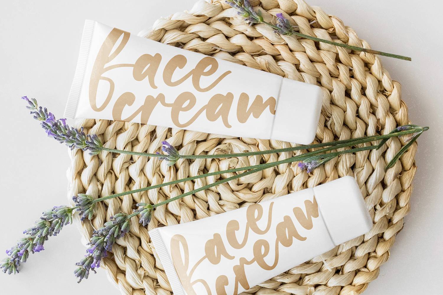Magica Chesse Font sample