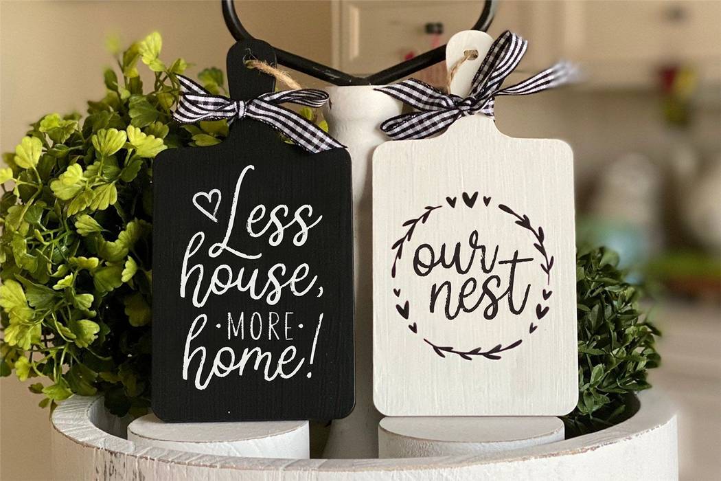 Manlychalk Font sample