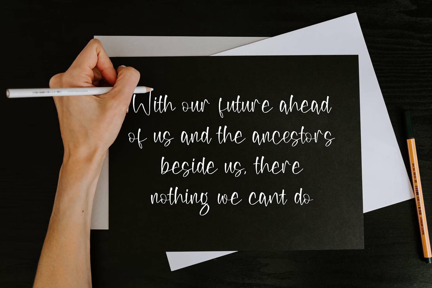 Masstile Shonetta Font sample