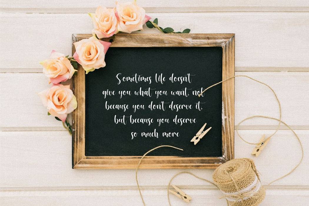 Melindael Font sample