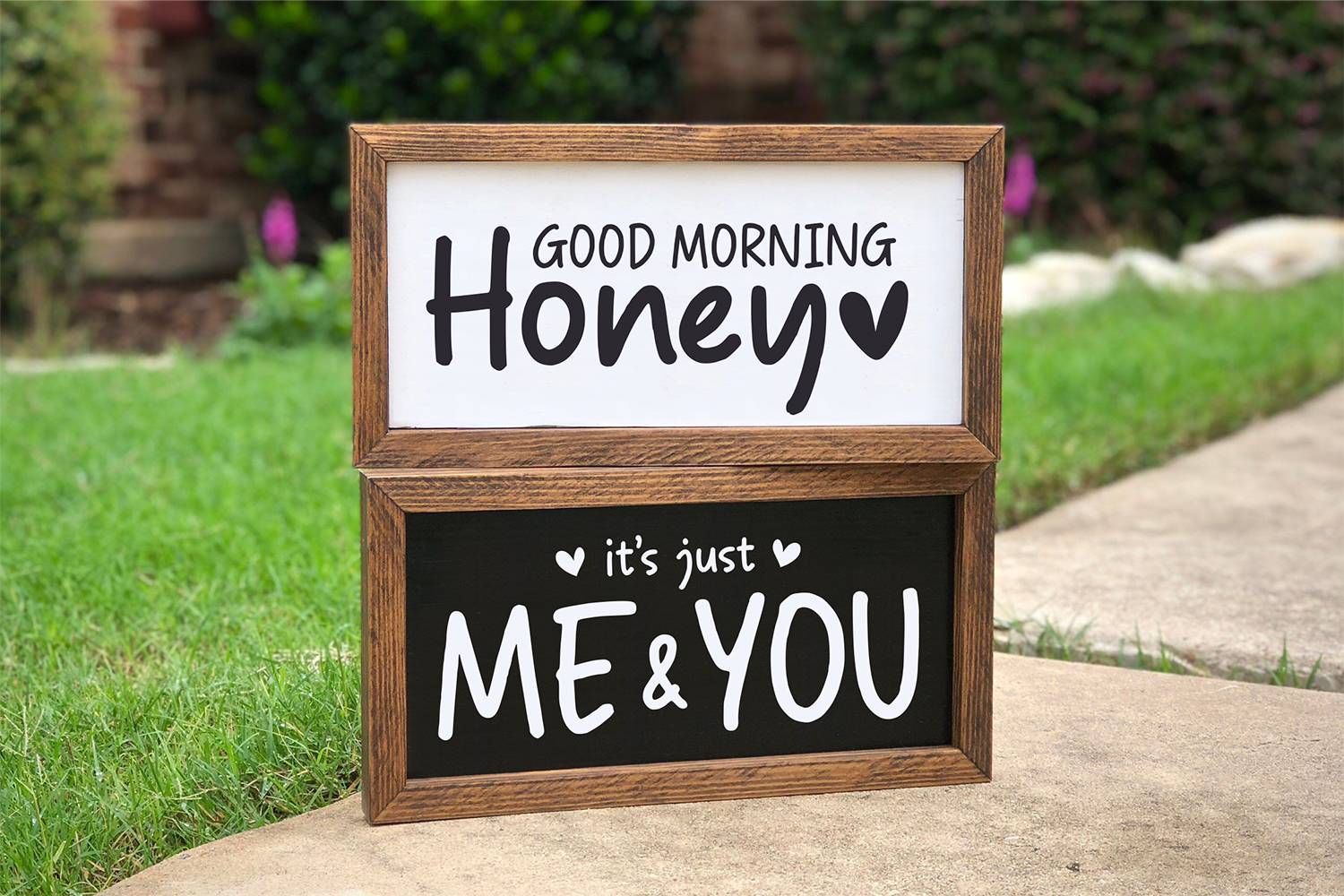Milespink Font sample