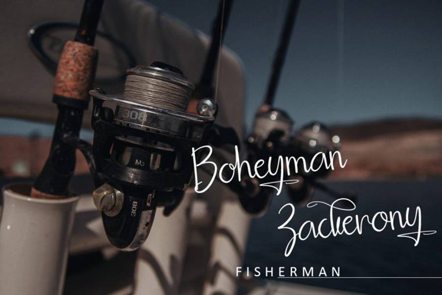Monaghan Handlettering Font sample