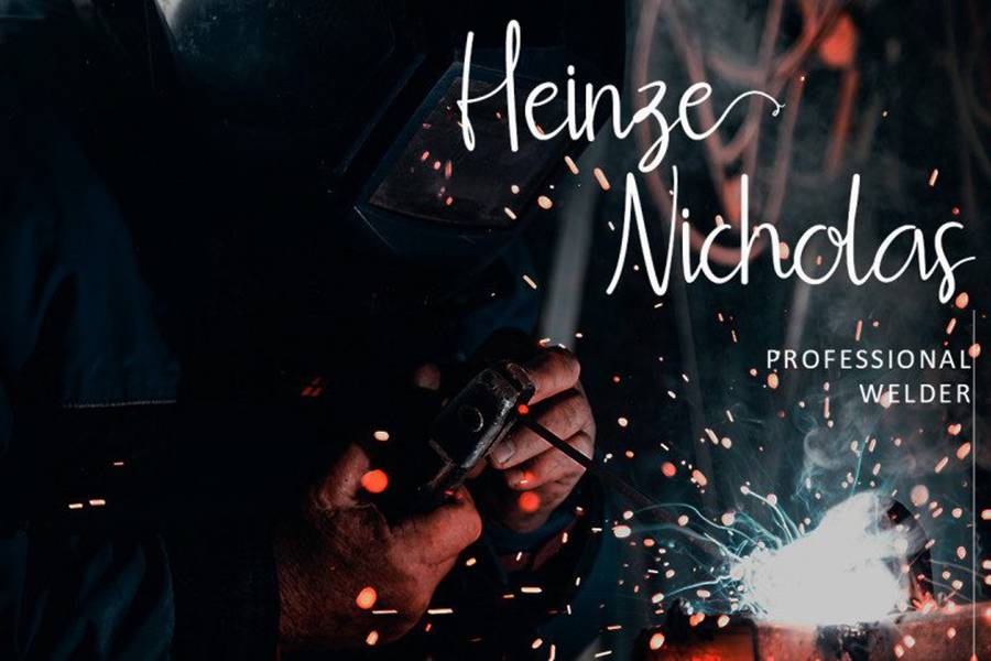 Monaghan Handlettering Font sample