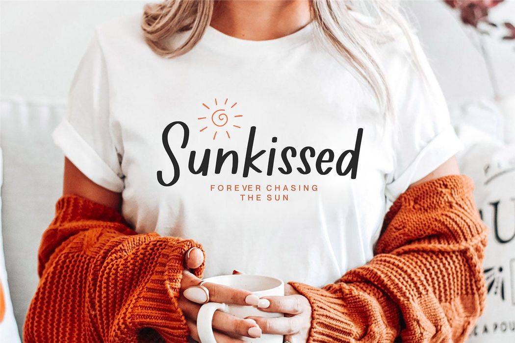 Optimus Seasonal Font sample