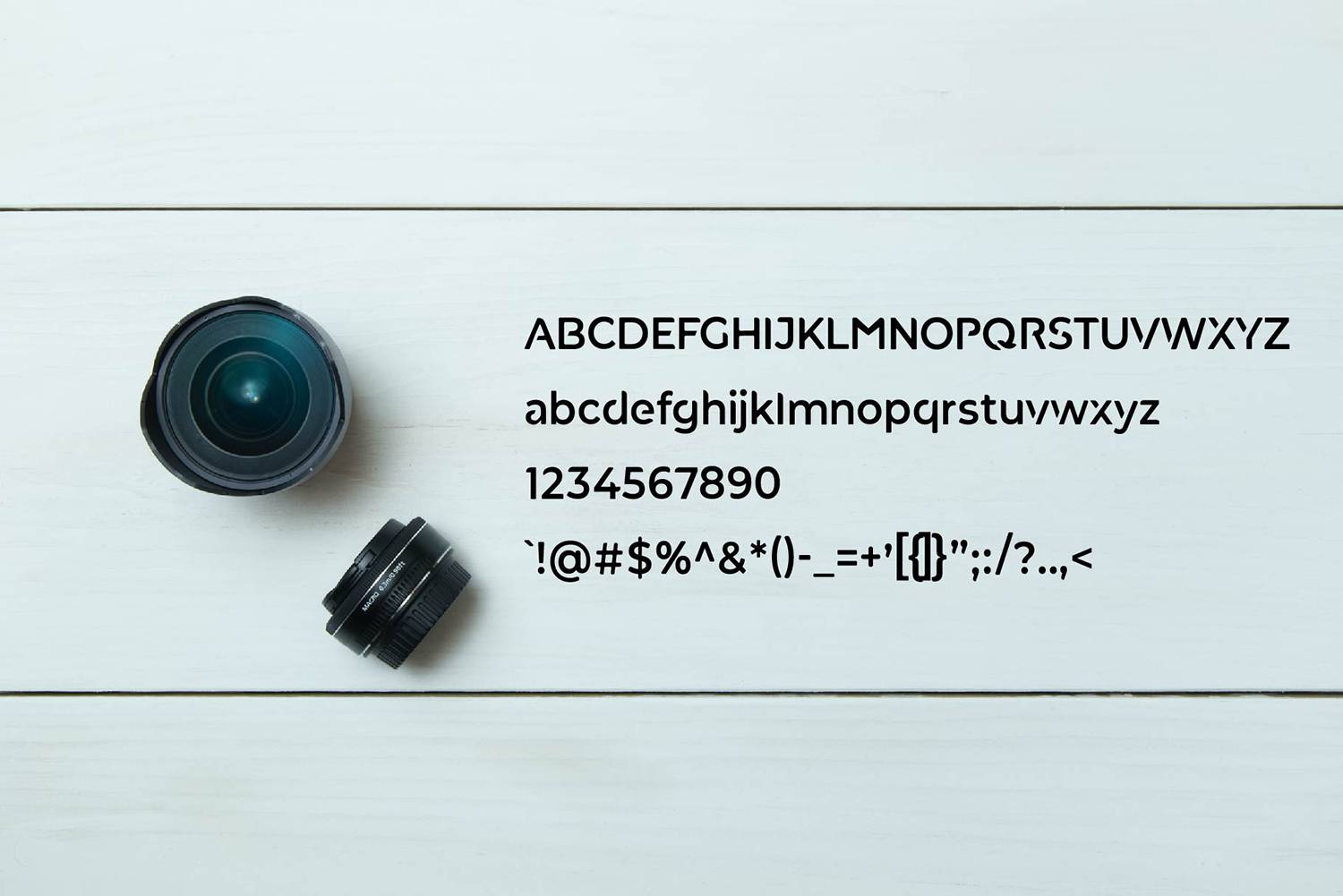 Quitars Font sample